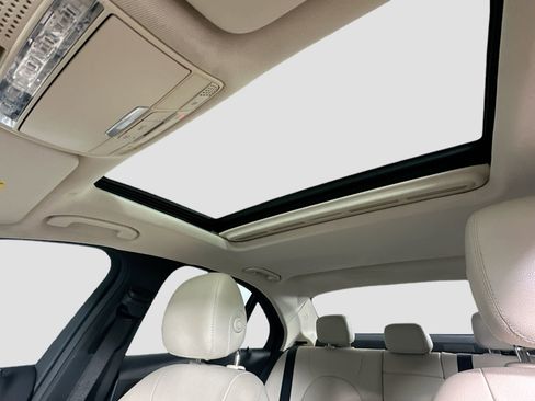 Used 2020 Mercedes-Benz C 300 Sedan image 20