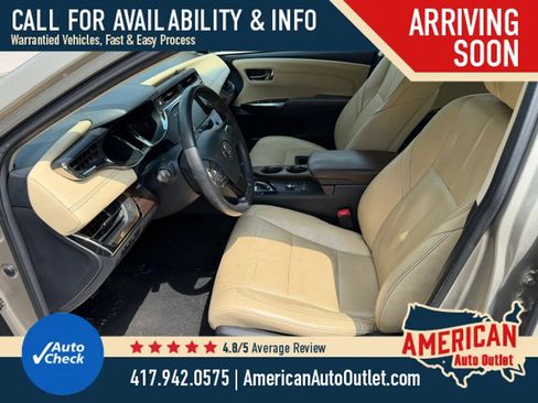 Used 2014 Toyota Avalon Limited w/ Technology Package FWD image 2