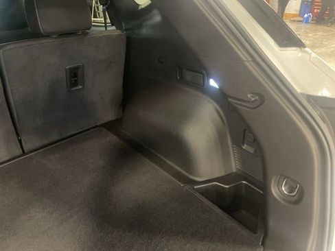 Used 2023 Chevrolet Blazer LT w/ Midnight/Sport Edition image 39