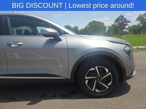 Used 2023 Kia Sportage LX AWD/4WD image 5