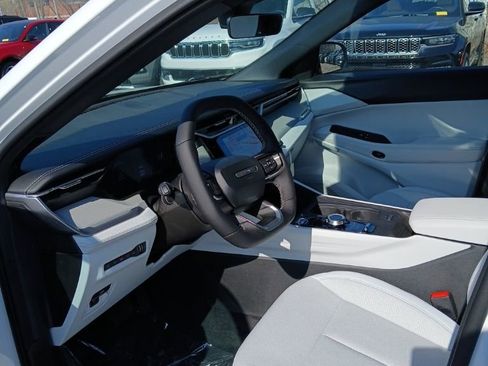 New 2026 Jeep Cherokee Laredo AWD/4WD image 11