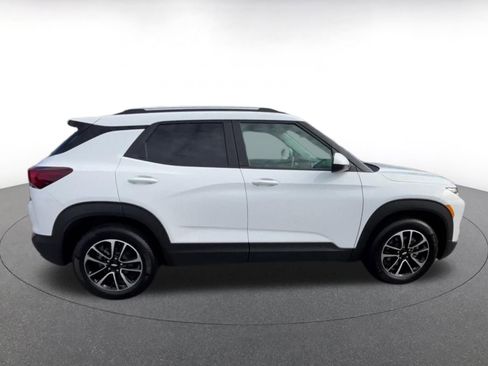 Used 2025 Chevrolet TrailBlazer LT image 16