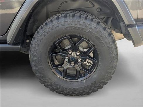 Used 2024 Jeep Wrangler Willys image 9