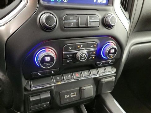 Used 2020 Chevrolet Silverado 1500 LT image 6