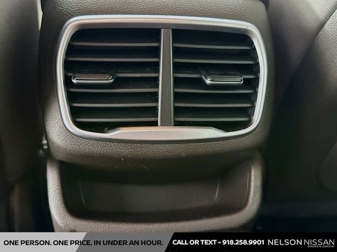 Used 2019 Hyundai Santa Fe SE FWD image 23
