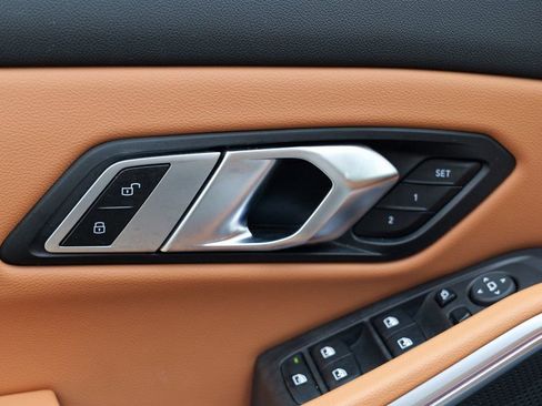 Used 2023 BMW 330i xDrive Sedan w/ Driving Assistance Package image 17