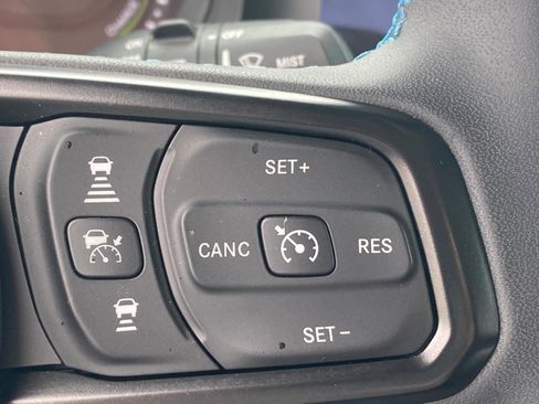 Used 2024 Jeep Wrangler Unlimited Rubicon 4xe w/ Technology Group AWD/4WD image 14
