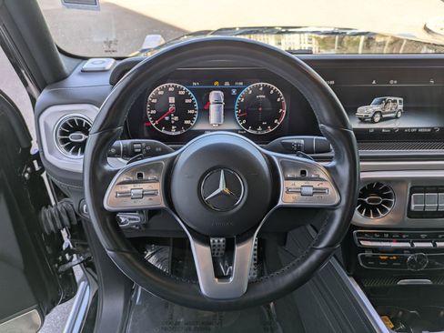 Used 2022 Mercedes-Benz G 550 image 16