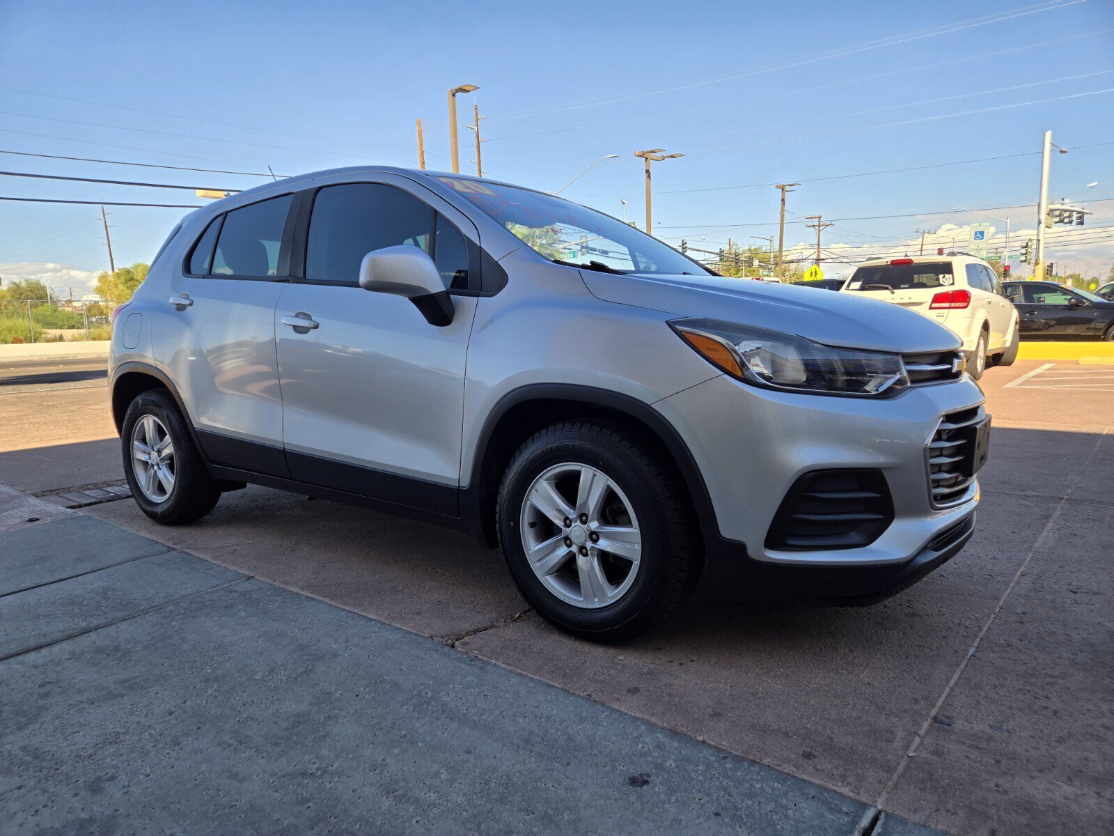 Used 2020 Chevrolet Trax LS FWD image 4
