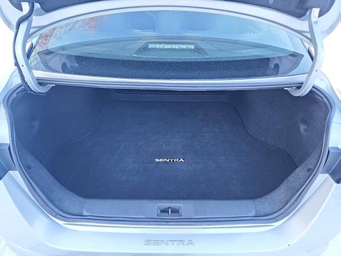 Used 2023 Nissan Sentra SV image 27