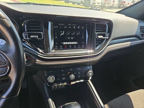 Used 2023 Dodge Durango GT AWD/4WD image 11