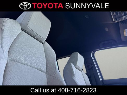 Used 2025 Toyota 4Runner SR5 RWD image 23