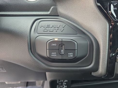 New 2026 RAM 2500 Tradesman AWD/4WD image 19