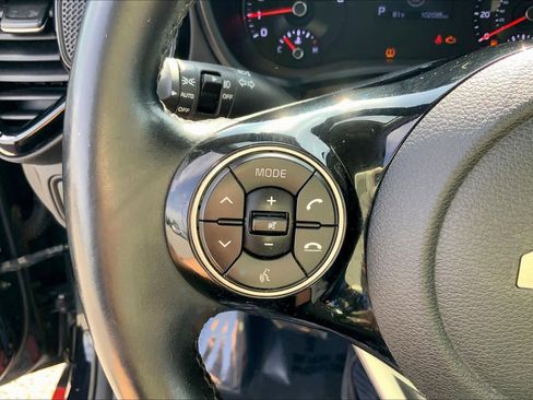 Used 2022 Kia Soul GT-Line FWD image 23
