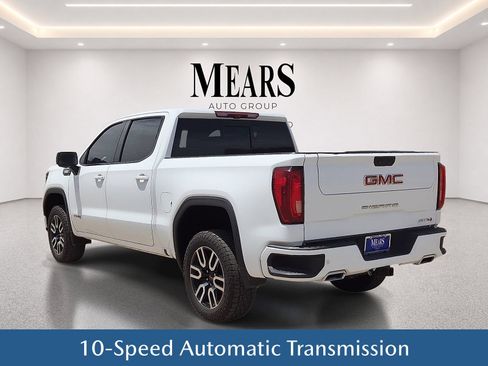 Used 2023 GMC Sierra 1500 AT4 w/ Technology Package AWD/4WD image 4