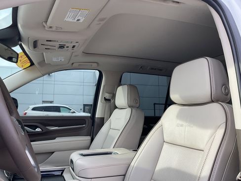 Certified 2024 GMC Yukon Denali w/ Max Trailering Package image 8