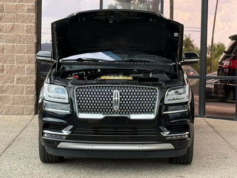 Used 2018 Lincoln Navigator L Reserve image 22