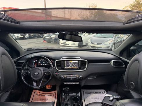 Used 2016 Kia Sorento SX w/ SXL Technology Package image 18