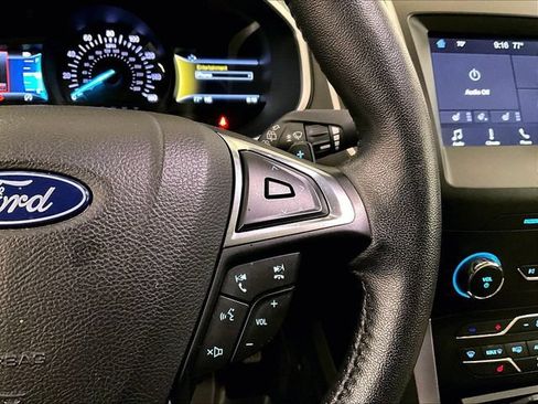 Used 2019 Ford Edge SEL w/ Equipment Group 201A AWD/4WD image 18