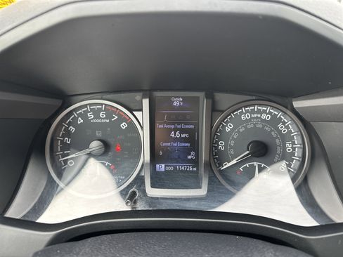 Used 2020 Toyota Tacoma TRD Off-Road image 20