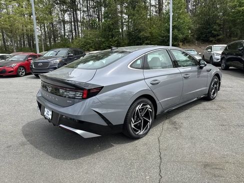 New 2026 Hyundai Sonata SEL AWD/4WD image 8