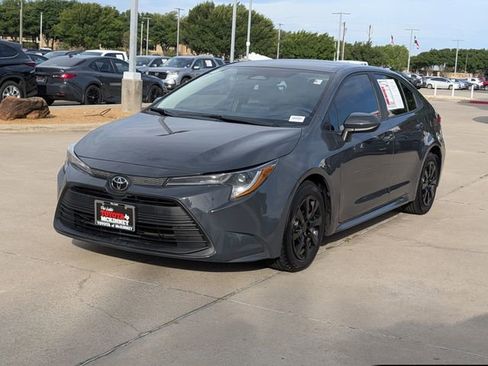Used 2023 Toyota Corolla LE FWD image 9