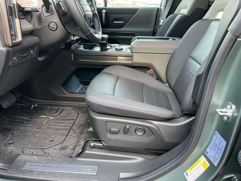 Used 2024 GMC Hummer EV 3X AWD/4WD image 25