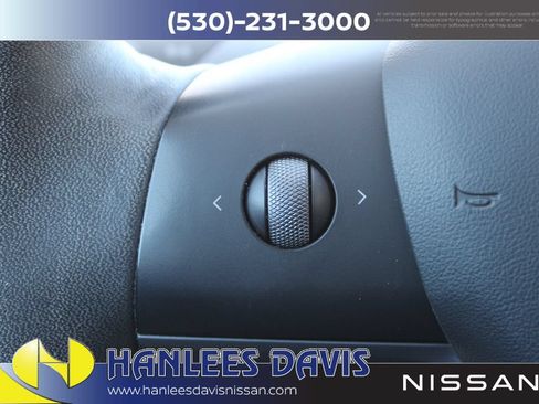 Used 2021 Tesla Model Y Long Range AWD/4WD image 28