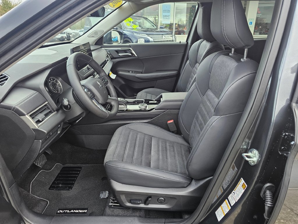 New 2026 Mitsubishi Outlander SE AWD/4WD image 15