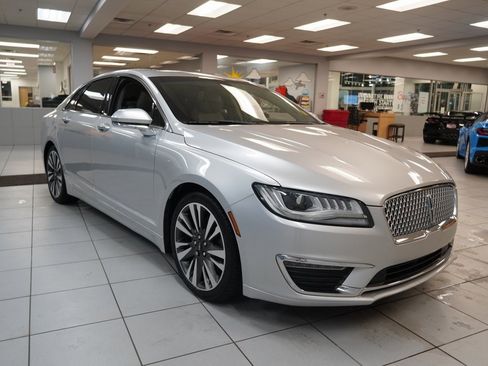 Used 2017 Lincoln MKZ Reserve w/ Climate Package image 17