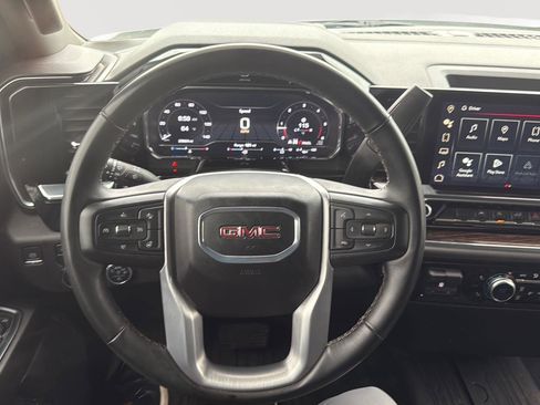 Used 2024 GMC Sierra 1500 Elevation image 21