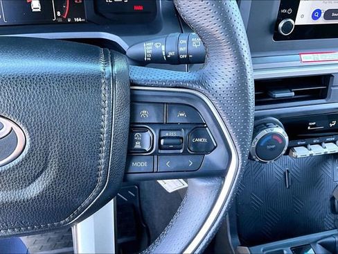 Used 2025 Toyota 4Runner SR5 image 11