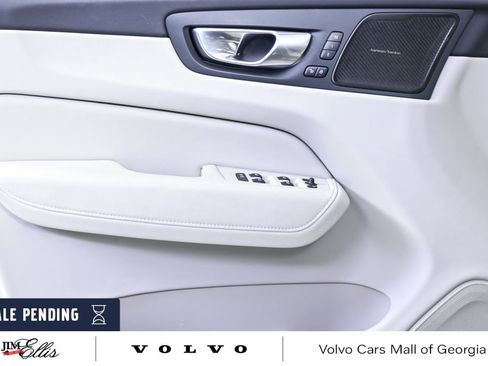 Certified 2023 Volvo XC60 B5 Plus w/ Climate Package image 8