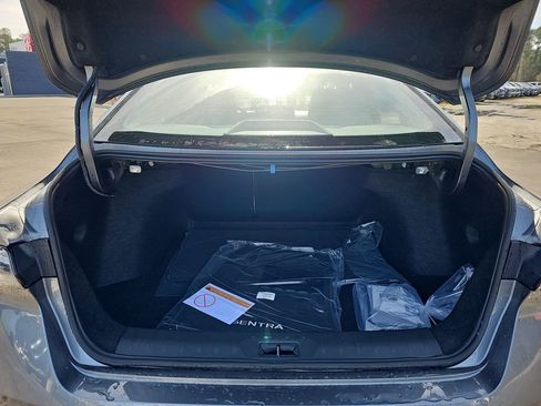 New 2026 Nissan Sentra SL w/ Floor Mat Package FWD image 15