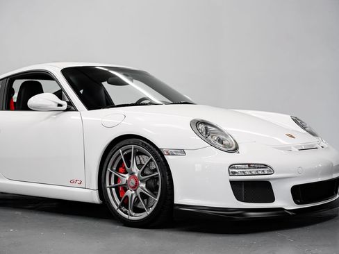 Used 2010 Porsche 911 GT3 RWD image 38