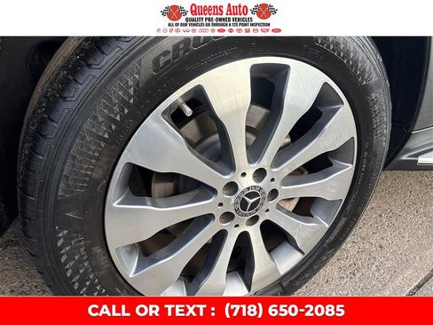 Used 2018 Mercedes-Benz GLS 450 4MATIC w/ Premium Package image 31