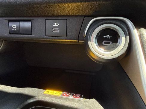 Certified 2024 Toyota Grand Highlander AWD image 21