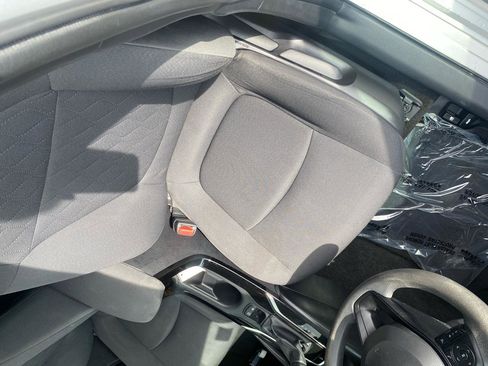 Used 2020 Toyota Corolla LE image 10