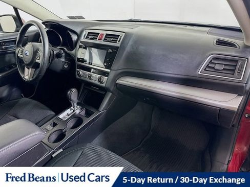 Used 2017 Subaru Outback 2.5i Premium image 29