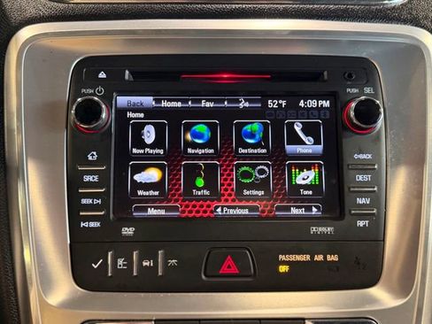 Used 2013 GMC Acadia SLT image 30