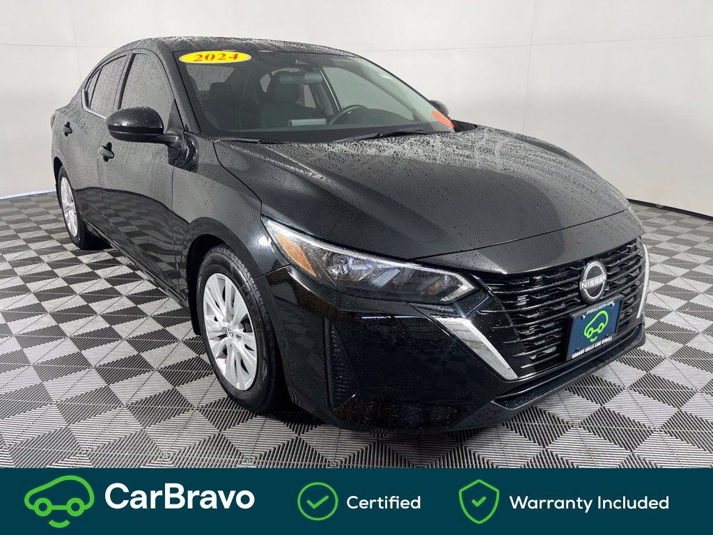 Used 2024 Nissan Sentra S FWD image 2