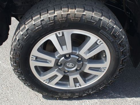 Used 2019 Toyota Tundra 1794 Edition AWD/4WD image 25