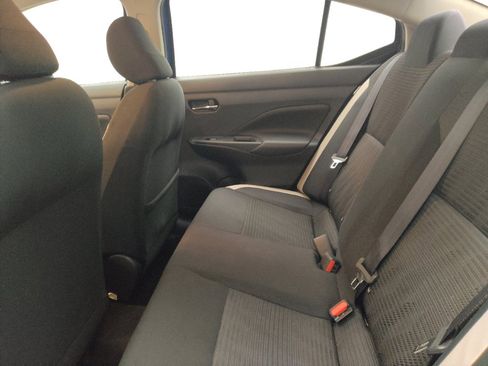 Used 2020 Nissan Versa SV FWD image 18