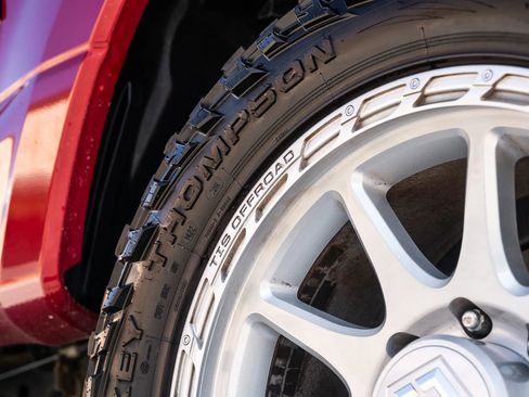 Used 2020 Ford F350 Platinum AWD/4WD image 2