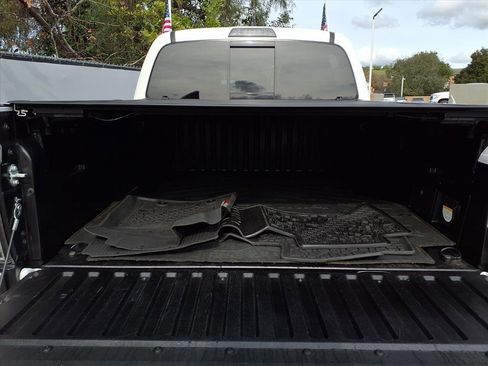 Certified 2023 Toyota Tacoma TRD Off-Road image 21