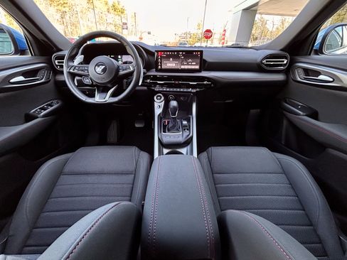 Certified 2024 Dodge Hornet R/T w/ Tech Pack w/o Parking image 25