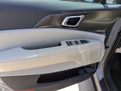 New 2026 Kia Carnival SX FWD image 19