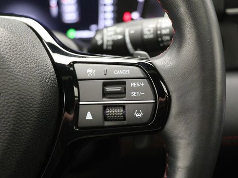 Used 2025 Honda Pilot Black Edition image 22