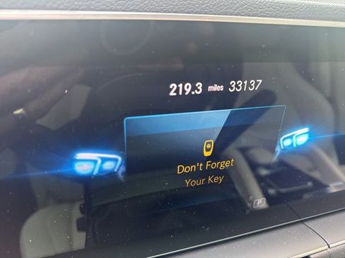 Used 2022 Mercedes-Benz GLE 350 4MATIC image 1