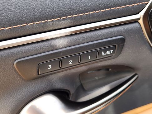 Used 2023 Lexus ES 350 Ultra Luxury image 27